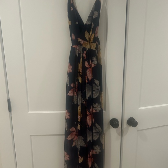 Baltic Born Suvi Open Back Dress - Picture 10 of 11